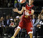 Paauglių dievaičiui Justinui Bieberiui NBA &bdquo;Visų žvaigždių&ldquo; savaitgalyje atiteko naudingiausio žaidėjo prizas 