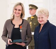 Prezidentė Dalia Grybauskaitė įteikė valstybinius apdovanojimus geriausiems &scaron;alies sportininkams