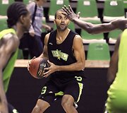 Tony Parkeris 