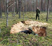 Pratybų vadovas mjr. Mindaugas Čekavičius vadovauja ir stebi visą pratybų eigą