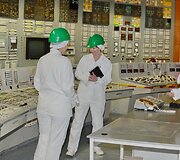 Tokie valdymo pultai elektrinėje yra du &ndash; po vieną kiekvienam energiniam blokui.