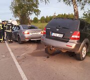 &bdquo;Kia&ldquo; ir BMW avarija