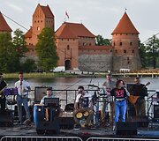 Vasaros pasitikimas Trakuose