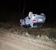 Vertėsi jaunuolio vairuojamas &bdquo;City Bee&ldquo; automobilis