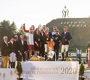 Suagusiųjų grupės čempiono Zirgmanto &Scaron;arkos apdovanojimai