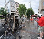Turkijos vyriausybė paragino demonstrantus pasitraukti i&scaron; gatvių
