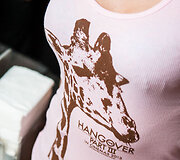 Po ilgai lauktos komedijos buvo kviečiami pratęsti vakarą kokteilių bare &bdquo;BarBar&lsquo;a&ldquo;
