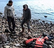 Į Turkijos krantus jūra i&scaron;metė vaikų kūnus