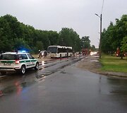 Liepsnos kėsinosi į autobusą