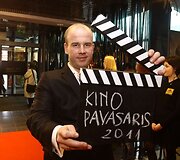 16-ojo festivalio &bdquo;Kino pavasaris&ldquo; atidarymo akimirka