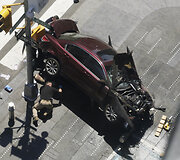 Niujorke automobilis rėžėsi į pėsčiuosius