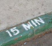 Galite čia palikti automobilį penkiolikai minučių