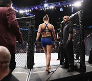 Ronda Rousey prie&scaron; Amandą Nunez
