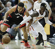 Cory Josephas ir Dennisas Schroderis