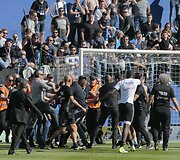 Sirgalių siautėjimas per futbolo rungtynes Prancūzijoje