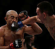 Jose Aldo ir Maxas Holloway