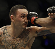 Maxas Holloway