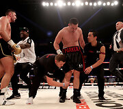 Josephas Parkeris prie&scaron; Hughie Fury