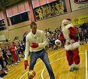 Jonas Valančiūnas Sostinės krep&scaron;inio mokyklos &scaron;ventėje