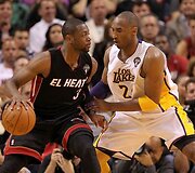 D.Wade'as ir L.Jamesas vedė &bdquo;Heat&ldquo; į pergalę prie&scaron; &bdquo;Lakers&ldquo; su Kobe Bryantu