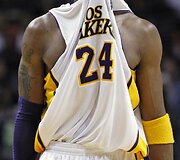 D.Wade'as ir L.Jamesas vedė &bdquo;Heat&ldquo; į pergalę prie&scaron; &bdquo;Lakers&ldquo; su Kobe Bryantu