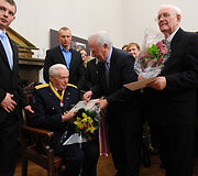 Viktoro A&scaron;mensko 100 metų jubiliejaus paminėjimo akimirka Vilniaus rotu&scaron;ėje