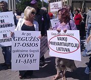 D.Kedžio &scaron;alininkų eisena