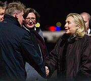 Pirmadienio vakarą į Vilnių atvyko JAV valstybės sekretorė Hillary Clinton