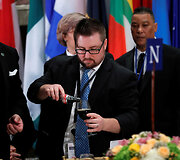 Donaldui Trumpui buvo tiekiama dietinė kola