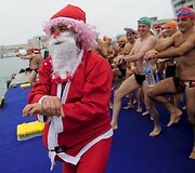 Akimirka i&scaron; plaukimo varžybų