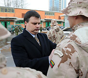 Karių sutikimo akimirka