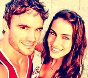 Aktorė Jessica Lowndes ir buvęs regbio žaidėjas bei modelis Thomas Evansas