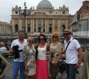 Dominykas Kubilius, Oksana Pikul, Katažina Nemycko, Laura Pauk&scaron;tė ir Jonas Jonu&scaron;as Romoje