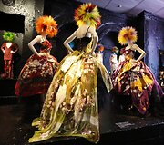 Paroda &bdquo;Punk: Chaos to Couture&ldquo;