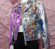 Paroda &bdquo;Punk: Chaos to Couture&ldquo;