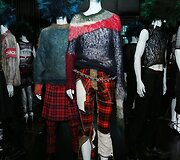 Paroda &bdquo;Punk: Chaos to Couture&ldquo;