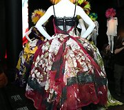 Paroda &bdquo;Punk: Chaos to Couture&ldquo;