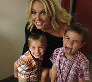 Britney Spears su sūnumis Seanu Prestonu ir Jaydenu Jamesu