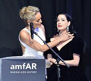 Sharon Stone ir Dita Von Teese