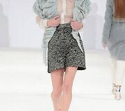Stellos Nevins modelis