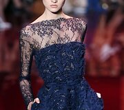 Elie Saabo auk&scaron;tosios mados modelis