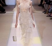 &bdquo;Armani Prive&ldquo; auk&scaron;tosios mados modelis