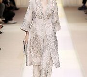 &bdquo;Armani Prive&ldquo; auk&scaron;tosios mados modelis