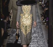 &bdquo;Valentino&ldquo; auk&scaron;tosios mados modelis