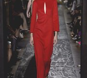 &bdquo;Valentino&ldquo; auk&scaron;tosios mados modelis