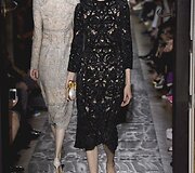 &bdquo;Valentino&ldquo; auk&scaron;tosios mados modelis