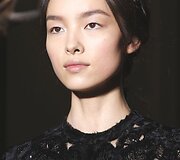 &bdquo;Valentino&ldquo; auk&scaron;tosios mados modelis