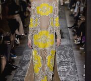 &bdquo;Valentino&ldquo; auk&scaron;tosios mados modelis