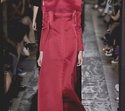 &bdquo;Valentino&ldquo; auk&scaron;tosios mados modelis