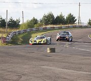 Jurga Anusauskienė pirmą kartą sėdo į sportinį bolidą